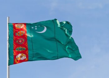 Berdimuhamedovdan maaş və pensiyaları artırmamağı xahiş etdilər