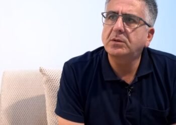 “Ana və ata deməlidir ki, qızım, o ətəklə çölə çıxmaq olmaz” – Filosofadan İLGİNC AÇIQLAMALAR