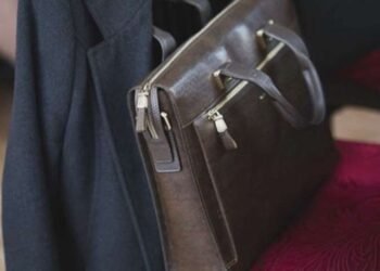 Azərbaycanda iki vəzifəli şəxs işdən çıxarıldı