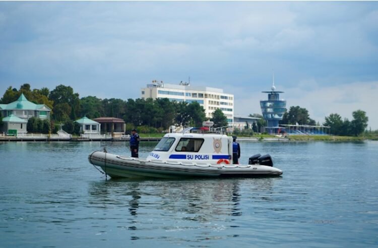 DİN-in katerləri Kür çayında fasiləsiz xidmət aparır