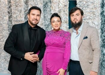 Nadir Qafarzadə nəvəsinin cinsiyyətini və adını AÇIQLADI