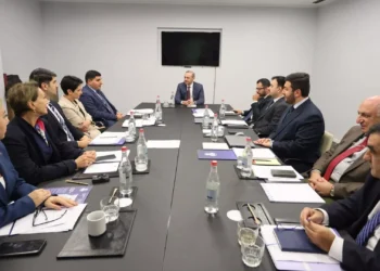 İrəvanda “dəhliz” fəalı ilə təəccüblü görüş: kimlər iştirak etdi?