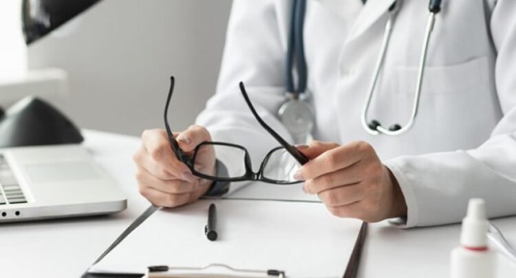 Yararsız gənci əsgərliyə göndərdilər, halı pisləşdi – Həkimlərə cəza