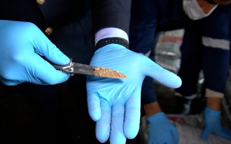 Gömrükdə 90 milyon dollarlıq heroin aşkarlanıb – FOTO