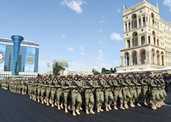 Parad başlayır – CANLI YAYIM