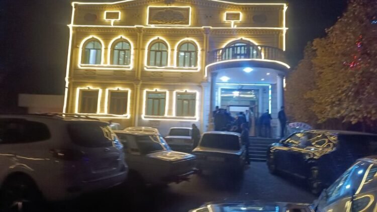 Tovuzda toyda kütləvi dava: bıçaqlanan var