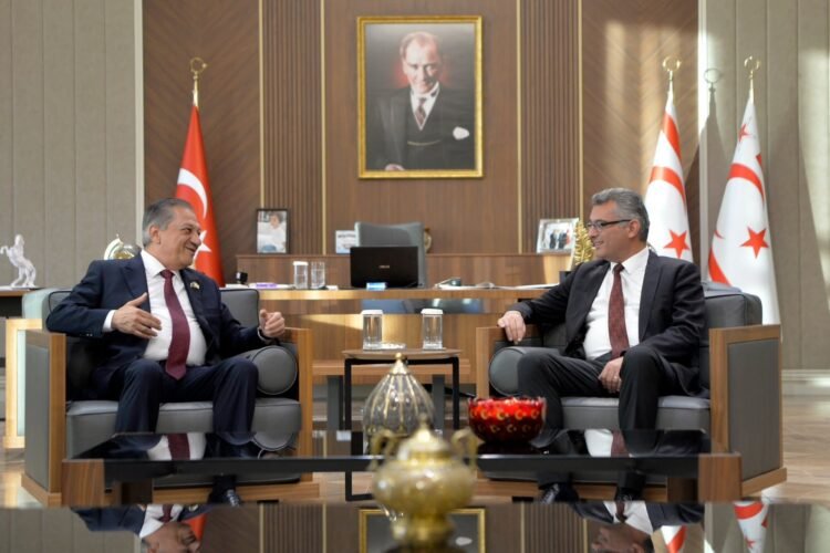 Cavanşir Feyziyev Şimali Kipr Türk Respublikasın yeni seçilmiş Prezidenti Tufan Erhürmanla görüşdü – FOTO