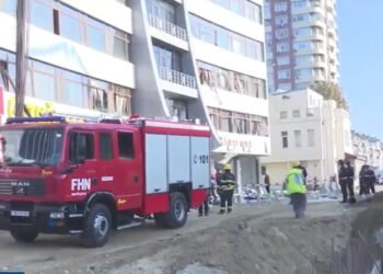 Bakıda “AFEN Plaza”da partlayış… – VİDEO