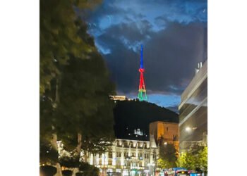 Tbilisidəki televiziya qülləsi Azərbaycan Bayrağının rəngləri ilə işıqlandırıldı