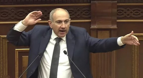 Bakı ilə 37 illik münaqişəni bu 5 nəfər həll edə bilməz – Paşinyan