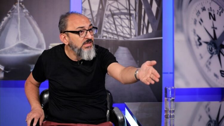 44 günlükdəki kimi hücumla üz-üzəyik: bu, əsl müharibədir! – Beqoyan