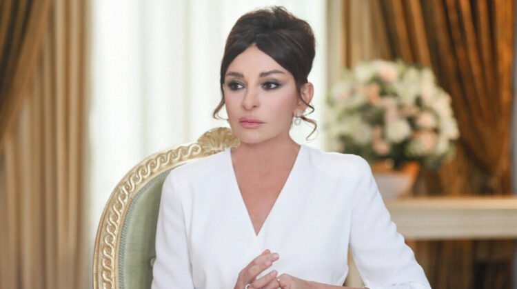 Mehriban Əliyevadan Milli Dirçəliş Günü ilə bağlı paylaşım