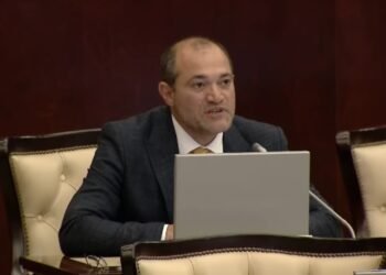 Deputat qarşı çıxdı: “Mən buna səs verməyəcəyəm” – VİDEO