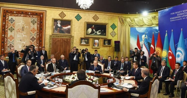 Azərbaycana dost ölkə türk kimliyindən imtina edir? – Gözlənilməz