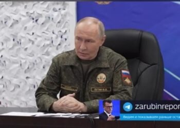 Putin yenidən həmin formanı geyindi