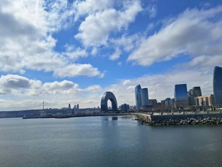 Sabah 21 dərəcə isti olacaq