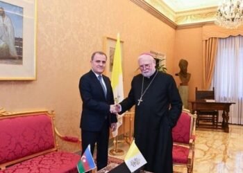 Ceyhun Bayramov Vatikanın arxiyepiskopu ilə görüşdü – FOTO