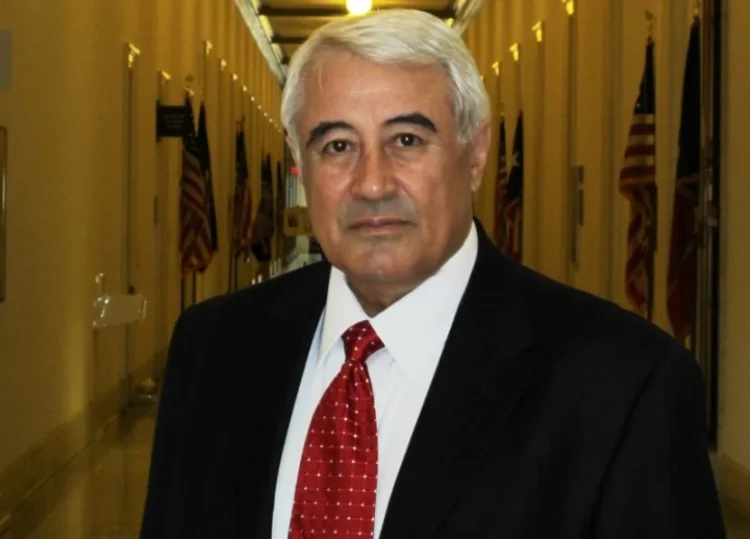 Milli Məclisin sabiq sədri Bakıya GƏLİR