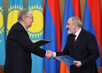 Tokayev və Paşinyan razılaşdı: ərazi verilir