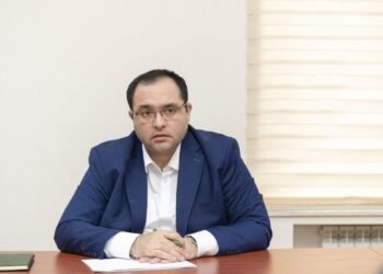 Nazir müşavirinə yeni vəzifə verdi – FOTO