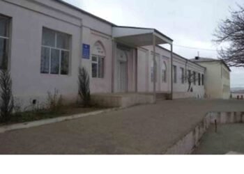 1-ci sinif şagirdi məktəbin həyətində öldü