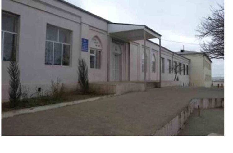 1-ci sinif şagirdi məktəbin həyətində öldü