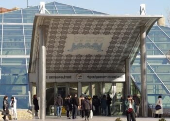 Bakı metrosu ilə bağlı əhalini düşündürən sualın cavabı – RƏSMİ