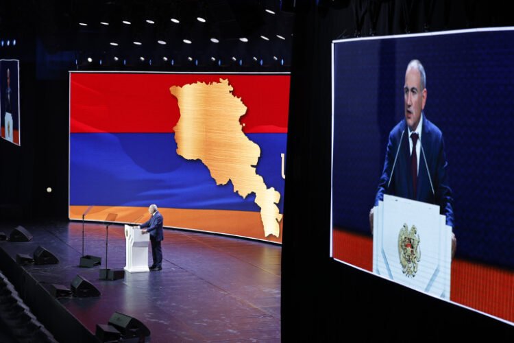 Paşinyanın “böyük qumarı”: Ermənistan “tarixi ərazi”dən vaz keçir – KİV