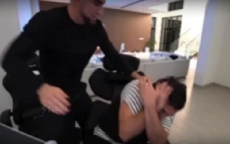 Azərbaycanlı bloger canlı yayım zamanı döyüldü