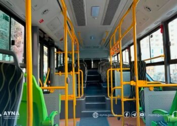 Sumqayıtdan Bakıda gələn yeni avtobus fəaliyyətə başladı