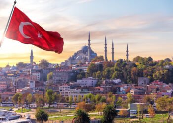 Azərbaycan və Ermənistan nazirləri İstanbulda görüşdülər