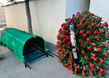 Elxan Hüseynov vəfat etdi – FOTO