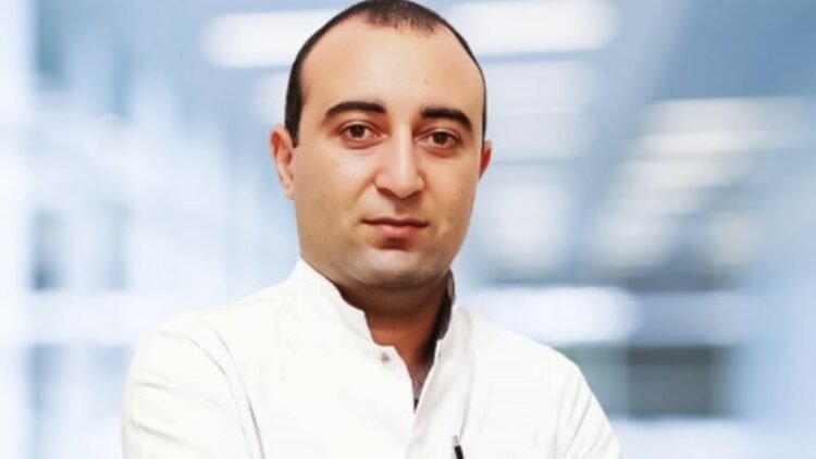Tibb bacısının əri həkimi döydü
