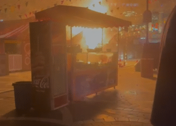 SON DƏQİQƏ: Bakının mərkəzində yanğın oldu.