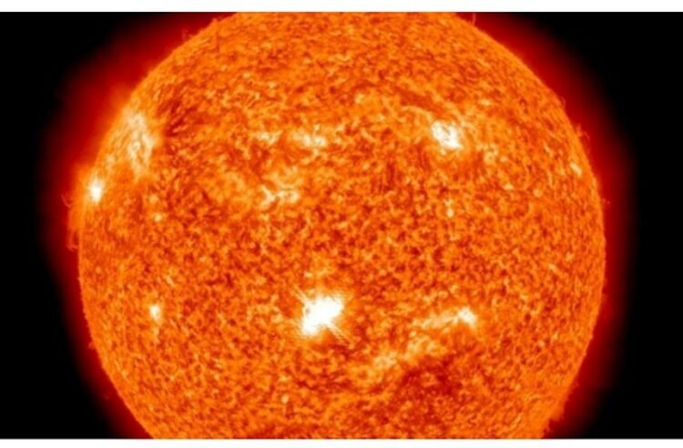 Günəşdə güclü alışma olub