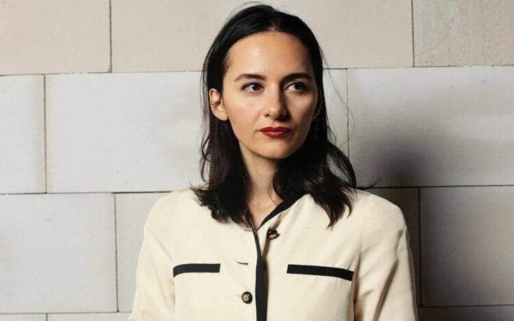 Qalmaqallı “Məhsəti” filmi ilə bağlı keçmiş nazirin qızından AÇIQLAMA