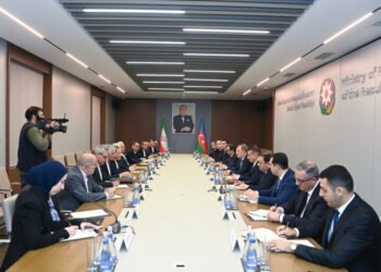 Ceyhun Bayramov Əraqçi ilə bunları müzakirə etdi