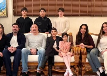 Leyla Əliyeva ailə fotosunu paylaşdı