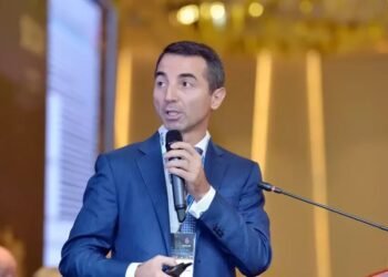 Adnan Əhmədzadənin supermarketi bağlandı – FOTO