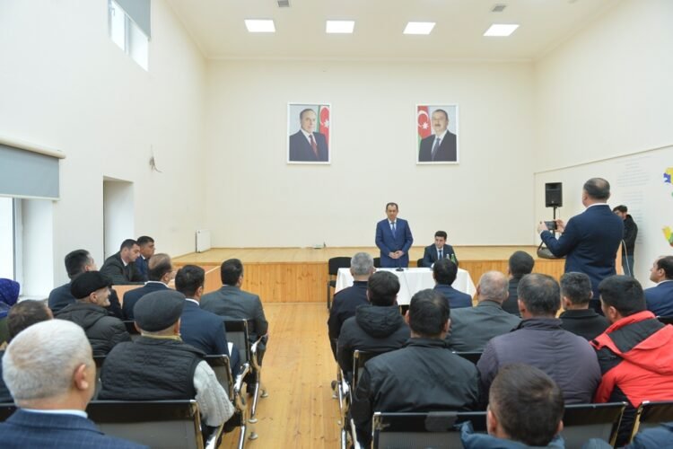 Taleh Qaraşov cari ilin sonuncu səyyar görüş-qəbulunu keçirdi – FOTOLAR