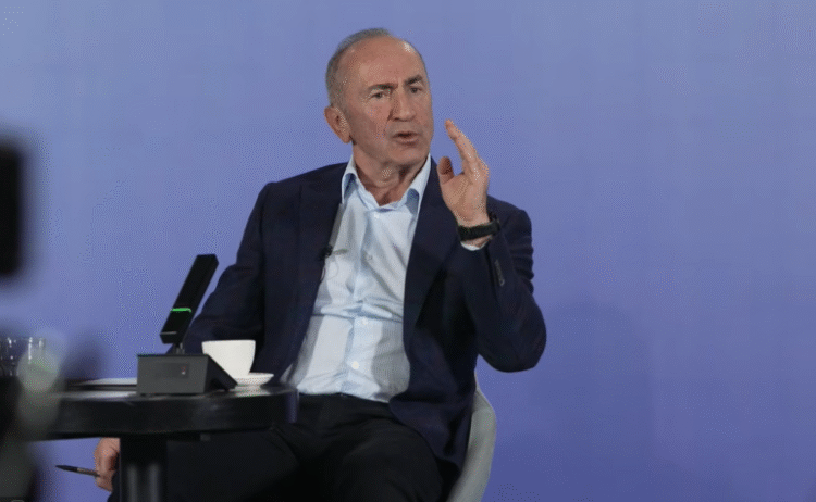 Köçəryan üsyan etdi: “Paşinyan KQB-nin taktikasına keçib”