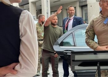 Zelenski ilə bağlı qalmaqal böyüyür: Silahlar yoxa çıxdı, Moskvanın əsas tələbi qəbul edildi