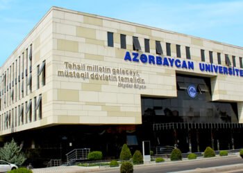Tələbə universitetdə xəstəxanalıq oldu