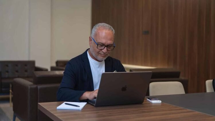 Azər Qərib səfir oldu