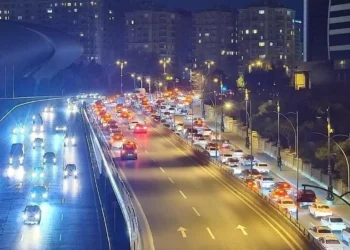 Heydər Əliyev prospektində sıxlıq yarandı