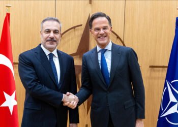 Fidan Rutte ilə müzakirə apardı