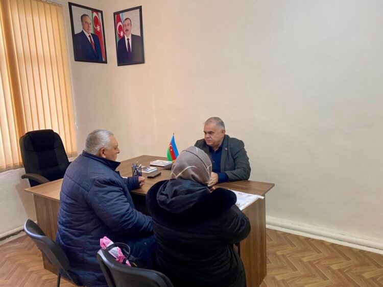 Arzu Nağıyev vətəndaşları qəbul etdi – FOTOLAR