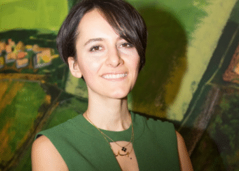 Məhsəti Gəncəvini əxlaqsız kimi göstərdi – Filmə QADAĞA QOYULDU