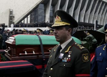 Heydər Əliyevin dəfn günündən tarixi FOTOLAR