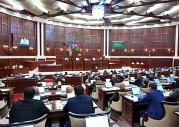 Milli Məclisin iclası başladı